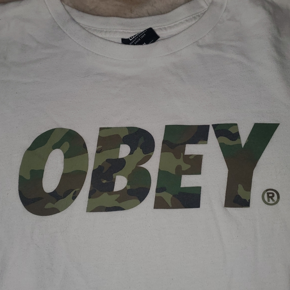 Camo OBEY tshirt